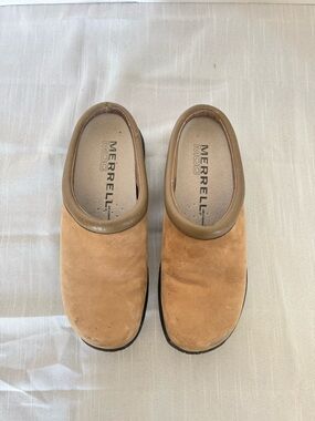 Merrell Men's Slip-On Loafers in Light Brown Suede Size 8